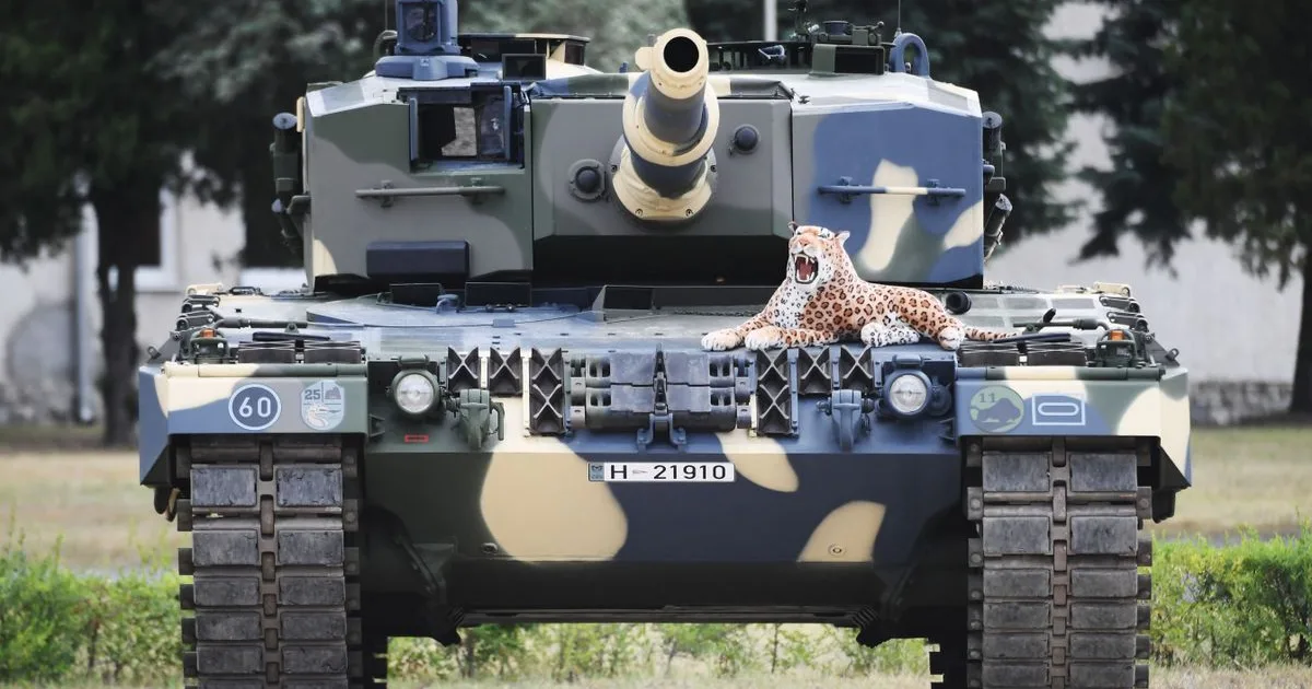 Magyar hadsereg szupertankja új eszközzel felszerelve az orosz-ukrán háborúra reagálva