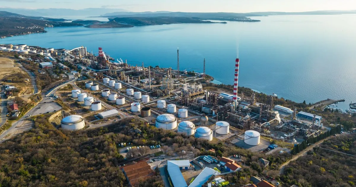 Mol gigaberuházás: 30 százalékkal nőhet a dízeltermelés