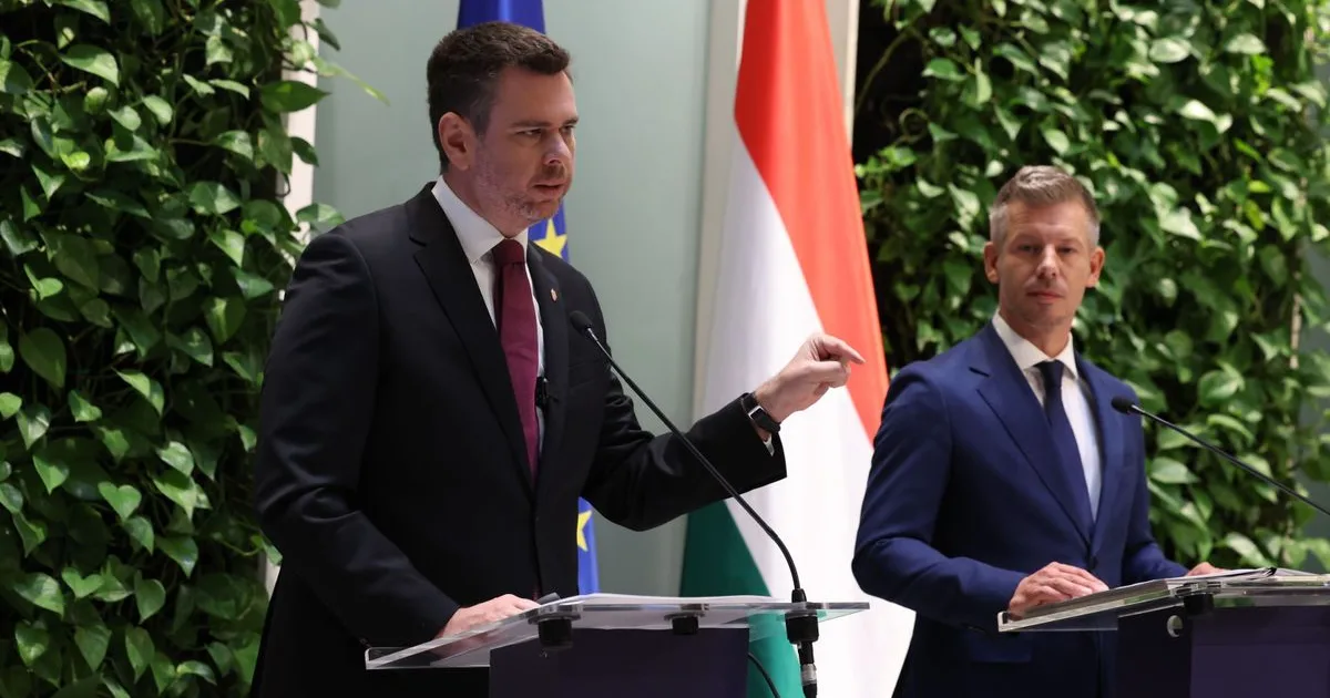 Vitézy Dávid minisztériuma több tíz milliárd forintot szórt ki az M6-osra és M8-asra