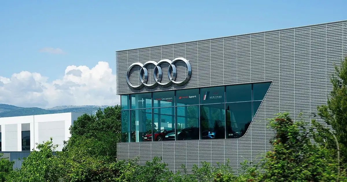Audi-vezér és Trump barátsága miatt őrjöng a német elit – de Döllnernek oka van rá