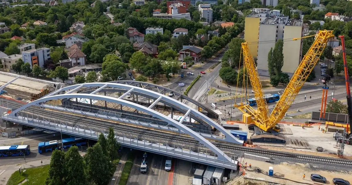 Déli Körvasút: híd hiányzik, Kelenföldnél megáll az élet