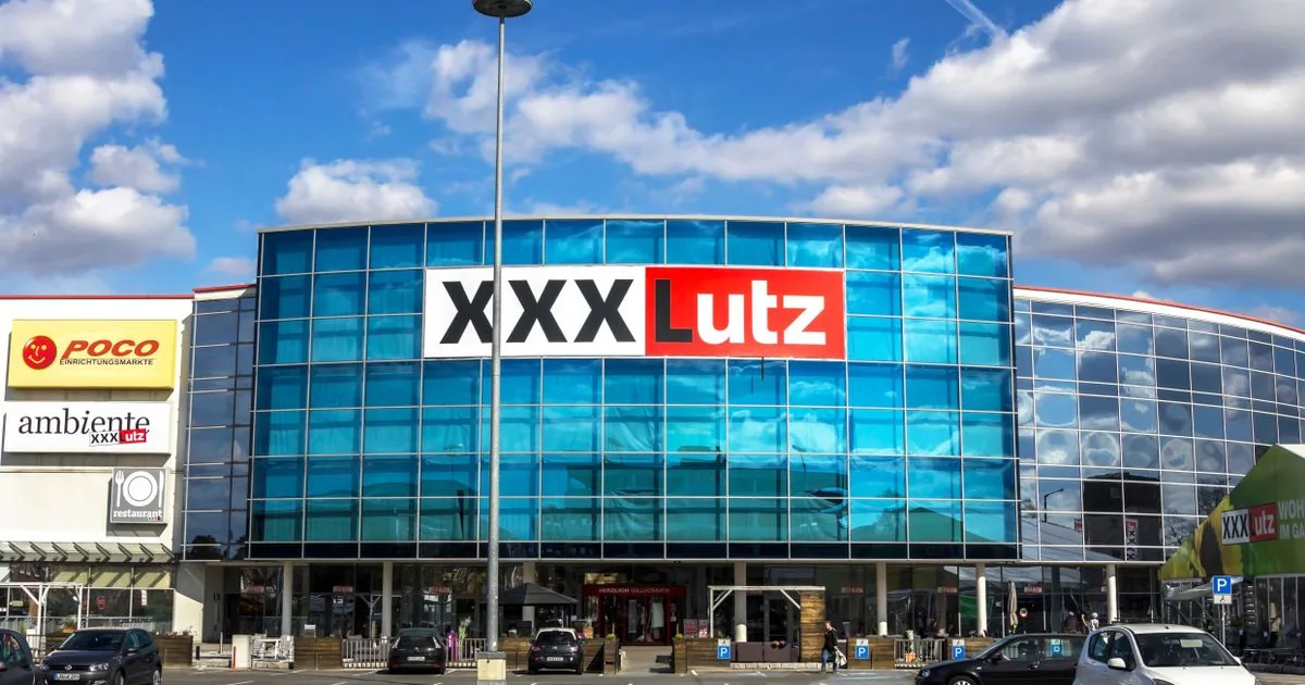 Európai Bizottság vizsgálja az XXXLutz és a Porta fúzióját