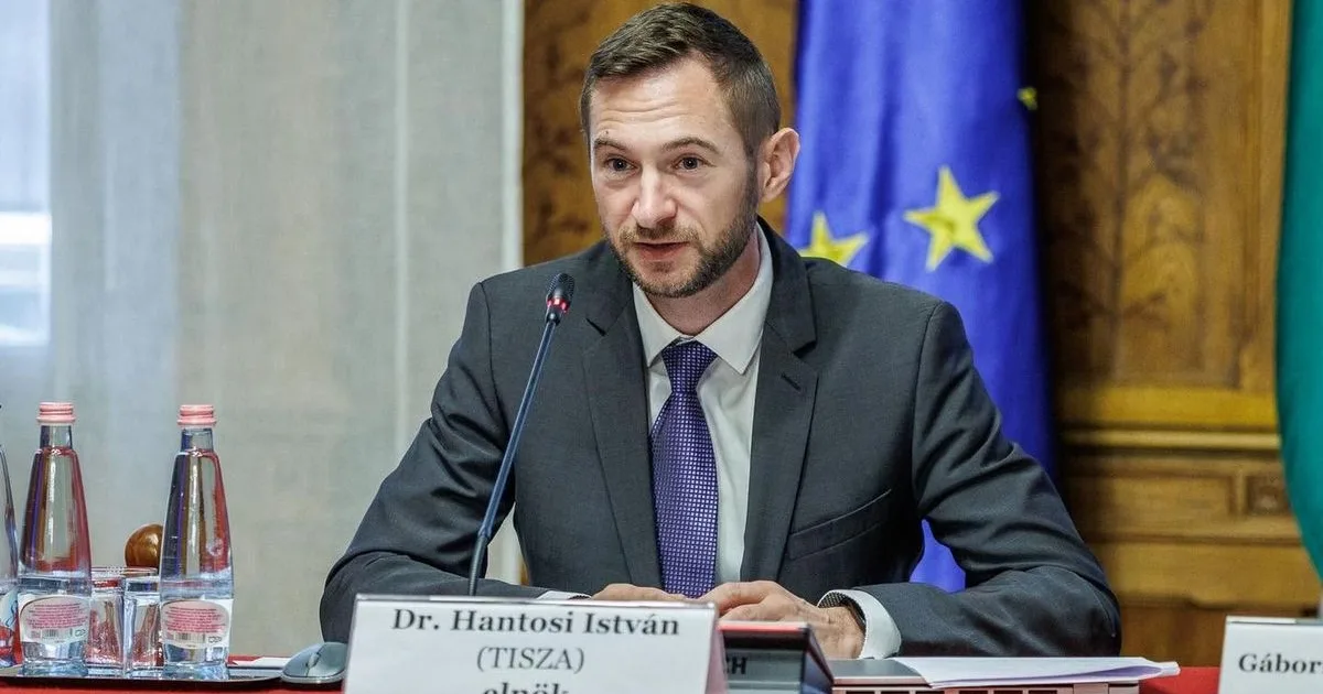 Két új vezetőjelöltet nevezett meg a Nemzeti Vagyonvisszaszerzési Hivatal élén a bizottság