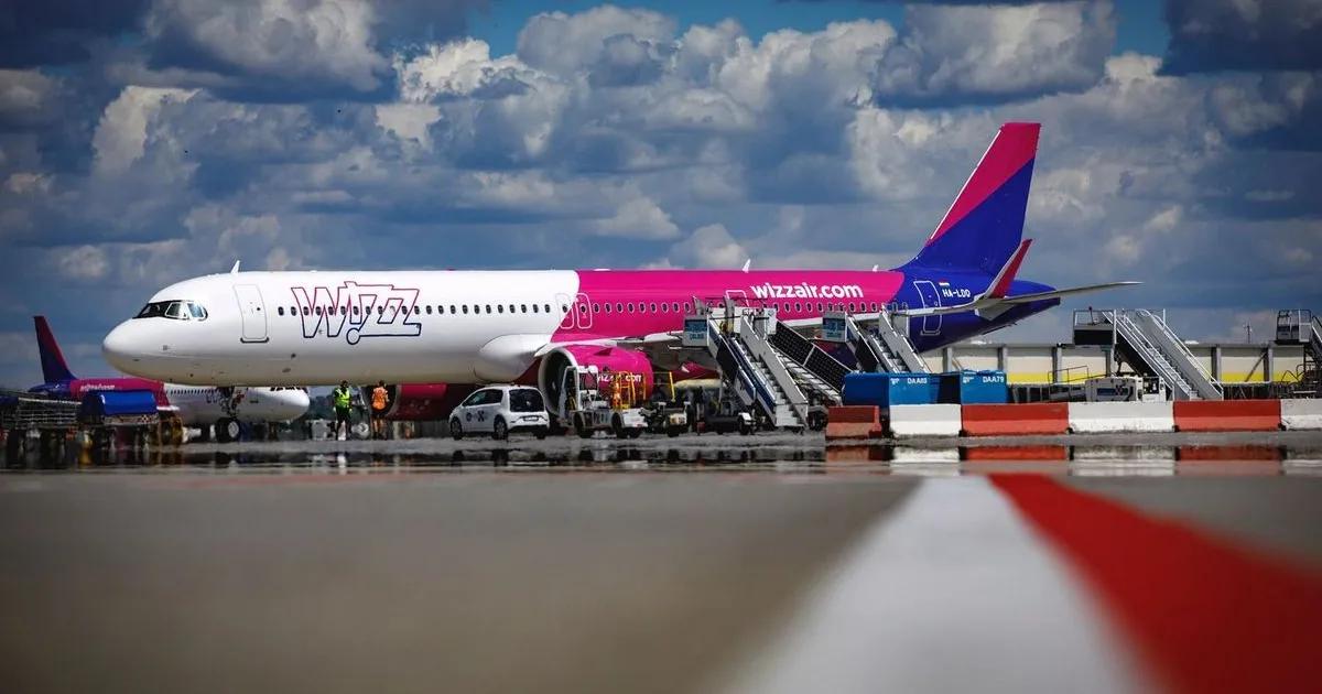 Kiszivárgott: fizetett távozásra buzdítja pilótáit a Wizz Air