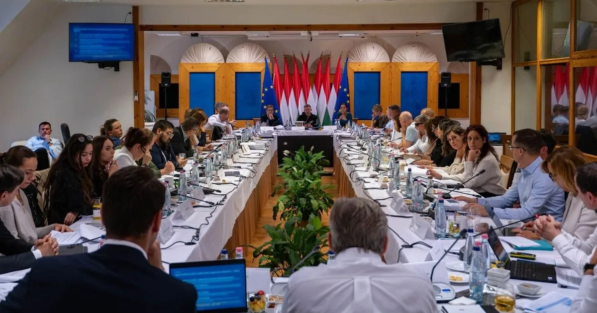 Súlyos ellentétek a Tisza-kormányban? Kapitány kimarad a 2027-es büdzsé bejelentéséből