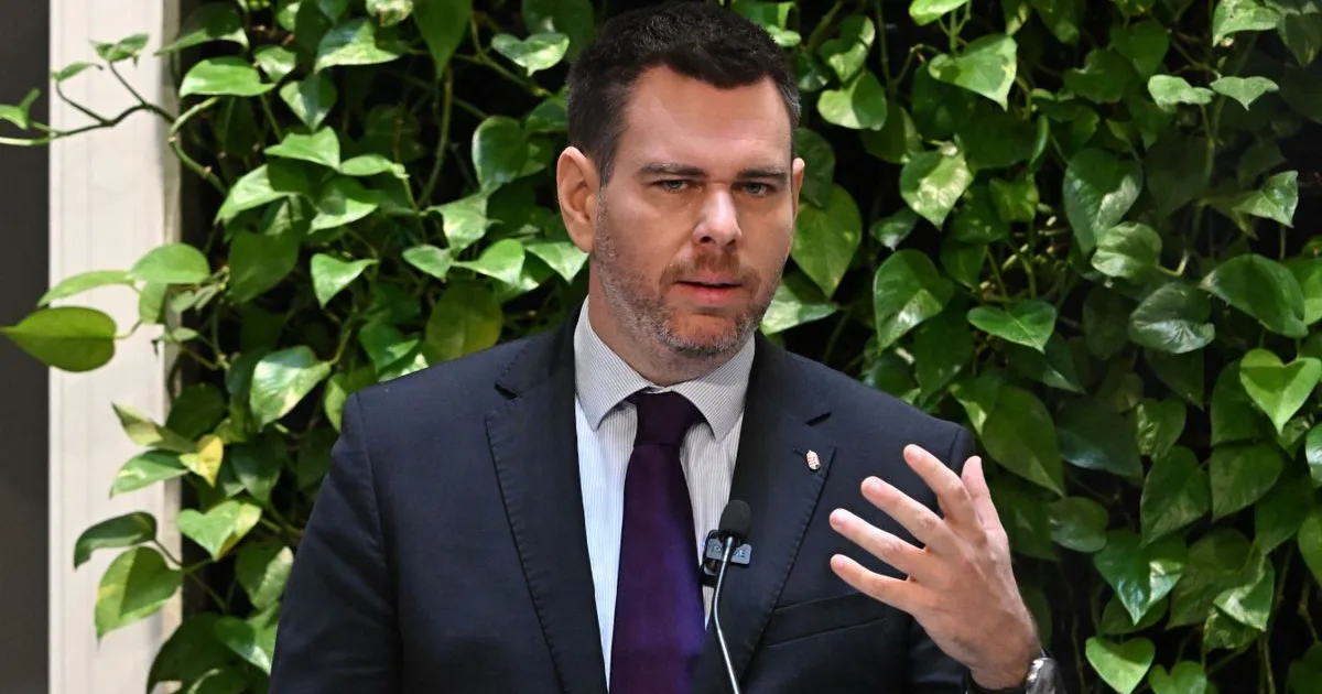 Vitézy Dávid új hidat jelentett be az M1-esen, de azonnal támadták a minisztert
